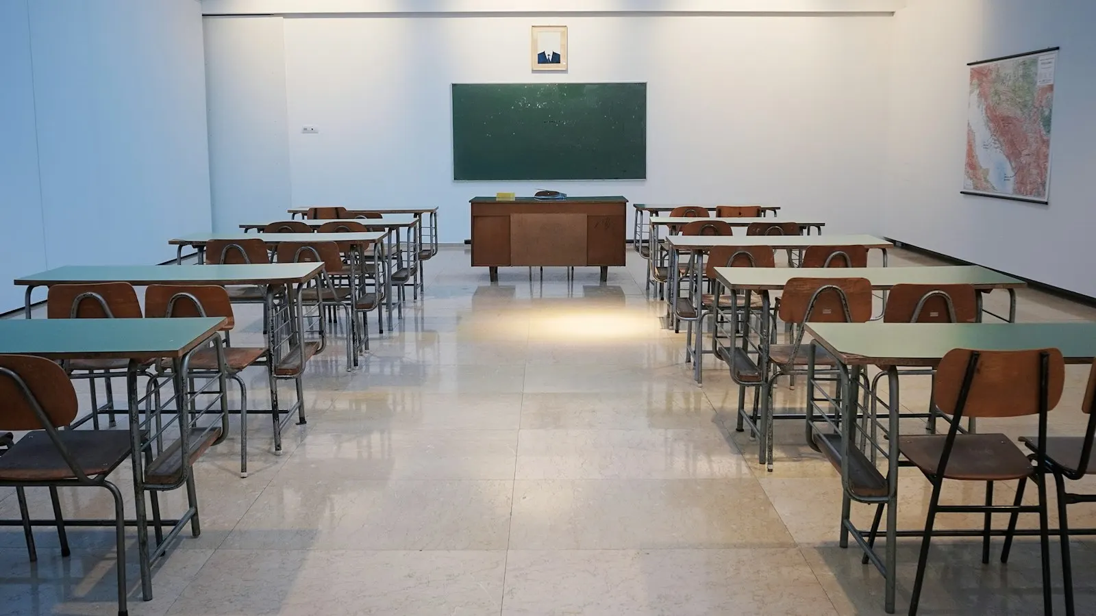 MinEducación pide tumbar la política de educación sexual: qué está en juego